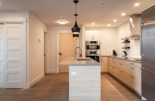 Wolfville Apartment | Suite 302 - 470 Main