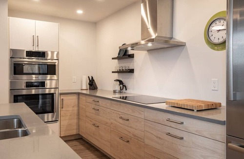 Wolfville Apartment | Suite 302 - 470 Main