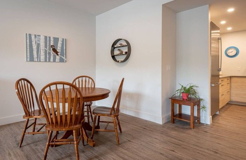 Wolfville Apartment | Suite 303 - 470 Main