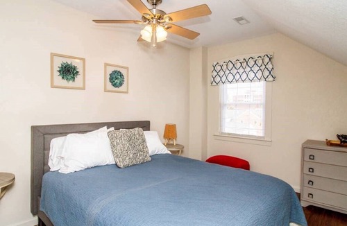 Hermann Hotel | Suite #4 - Adorable 2 Bed Suite in Downtown Hermann