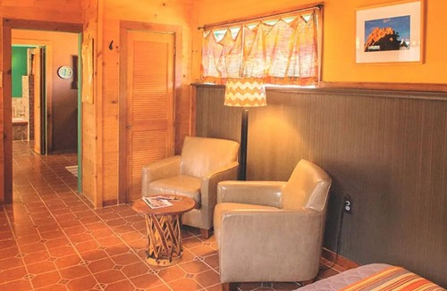 Panorama Heights Bed & Breakfast | Suite 4 - The Western Nomad