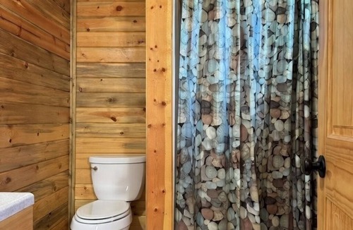 Ten Sleep Cabin | Suite 5 at Deer Haven Lodge - Riverside Retreat! Relax in Ten Sleep!
