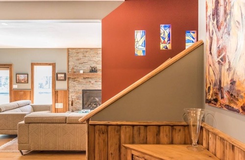 Glendale Apartment | Suite 5 - Quiet and private accommodations in a country setting.