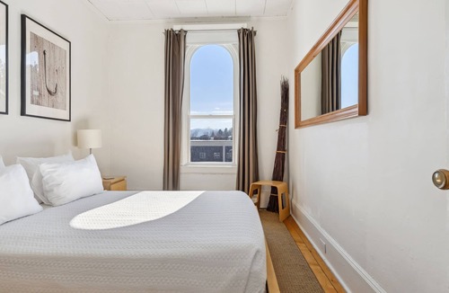 Lake Placid Hotel | Suite 6- Not Pet Friendly