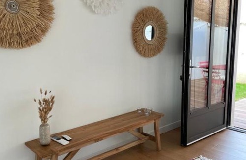 Reyrieux House | Suite 671