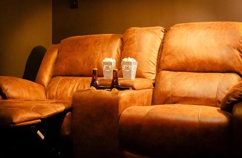 Homecourt Apartment | Suite 7 ème Art - CINE ROOM, Logement insolite - atypique