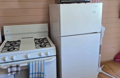 Malpeque House | Suite 8 - Rustic, budget minded 1 bed studio near Cabot Beach Provincial Park