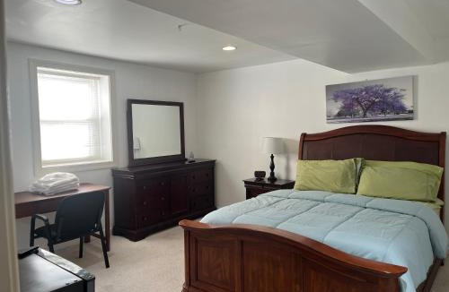 Bowie House | SUITE A - Private Cozy, Spacious Suite with Private Bathroom