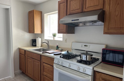 Arden-Arcade House | Suite A with private kitchen