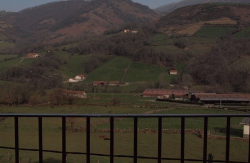 Baztan Apartment | Suite apartment in rural setting