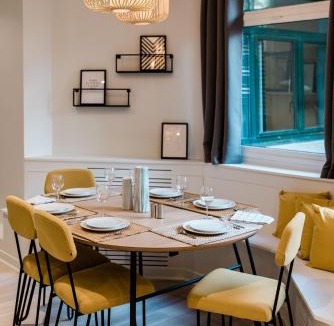 Saint-Thomas-d'Aquin Apartment | SUITE APOLLINAIRE : au cœur de la Rive Gauche, neuf, design, 2/4 personnes
