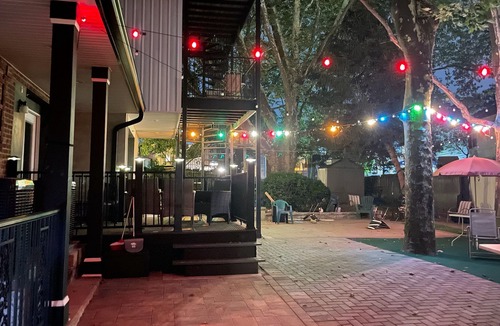 Greenville House | Suite at the Spahaus