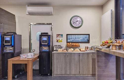 Perrache Apartment | Suite au Centre de Lyon! Kitchenette Equipée