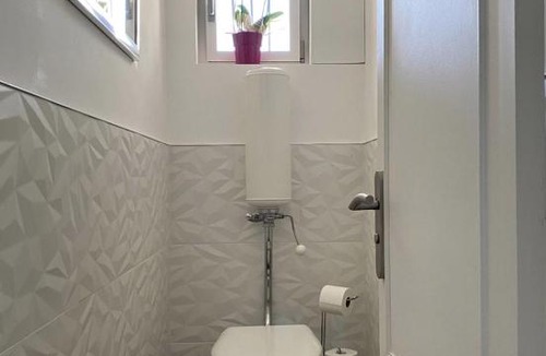 Saint-Jean-du-Cardonnay House | Suite avec jacuzzi idéale pour visiter la Normandie
