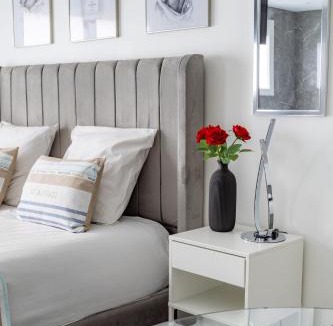 Plessis-le-Roi Apartment | Suite avec jacuzzi & terrasse