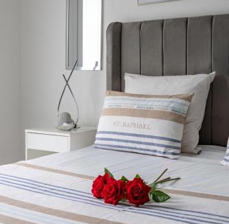 Plessis-le-Roi Apartment | Suite avec jacuzzi & terrasse