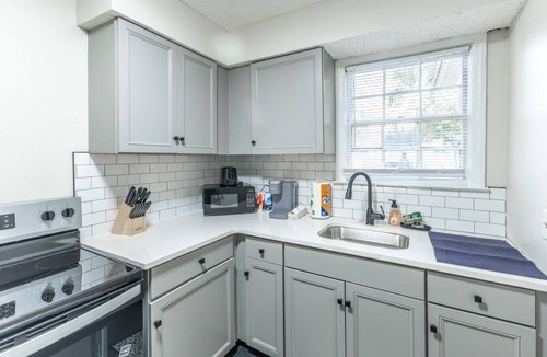 Columbus Apartment | Suite B at Blue Sky Terrace