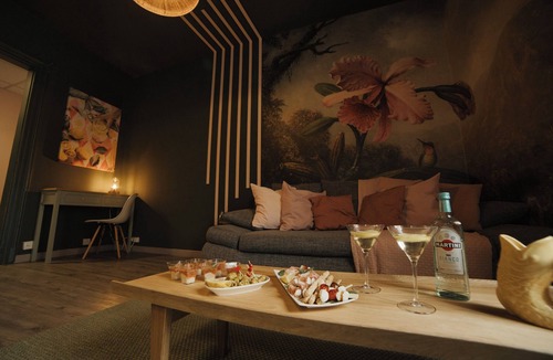 Mulhouse Apartment | Suite Bliss Insolite - Private Jacuzzi