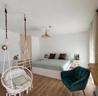 Llica d'Amunt Apartment | SUITE Bougainvillea