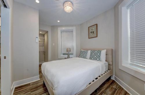 Dupont Circle Bed & Breakfast | Suite C - DuPont CircleKalorama Luxury Apartment