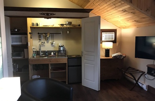 Saint-Boniface Apartment | Suite St-Maurice, private spa