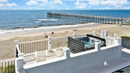 Yaupon Beach House | Suite Caroline