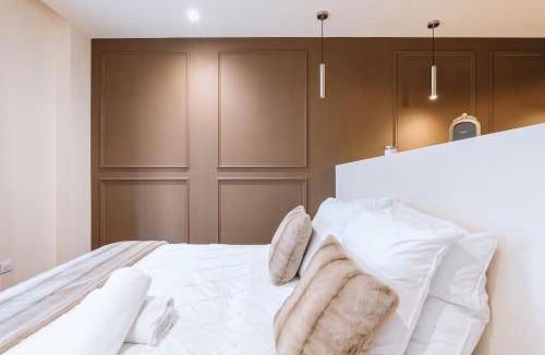 Cœur de Ville Apartment | Suite Cognac - International Palace - Jacuzzi