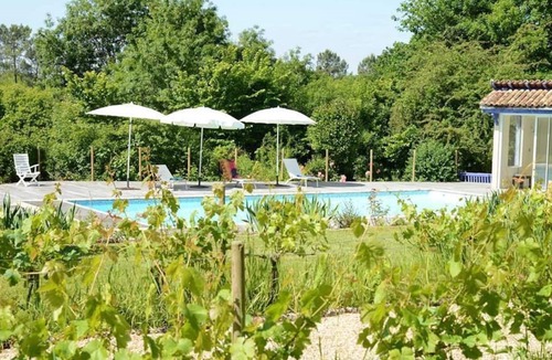 Saint Palais House | Suite-Connected-Ensuite-Garden view