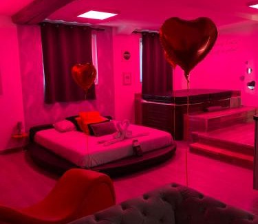 Petit Moisenay Apartment | Suite Cupidon- Domaine des trois châteaux