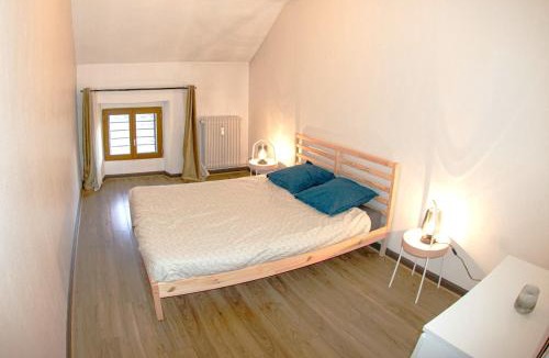 Jausiers Apartment | SUITE dans VILLA MEXICAINE