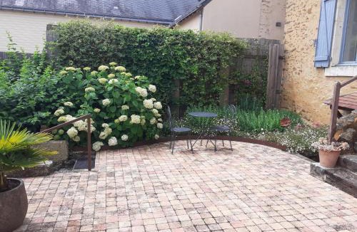 Souligne-Flace Villa | Suite de 2 chambres avec une salle de bain privative