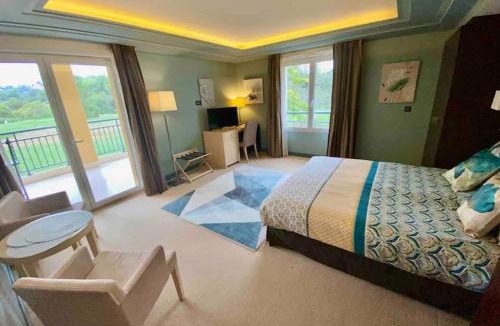 Juvignac Apartment | Suite Deluxe vue sur Golf