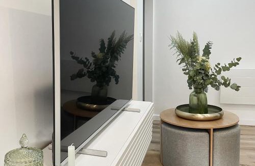 Chantilly House | Suite des Princes with Private Garden by La Boîte En Plus