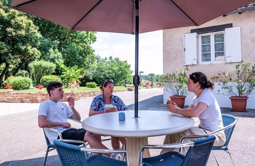 Arbigny House | Suite Dino 5 persons