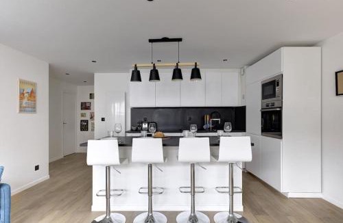 Suresnes Apartment | Suite Dolce Vita - Superbe Appartement