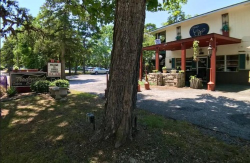 Eureka Springs Historic District Apartment | Suite Dreams 101 - Tradewinds