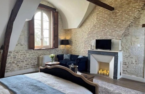 Lureuil Bed & Breakfast | Suite du Ciel – Luxurious Château Escape with Panoramic Views
