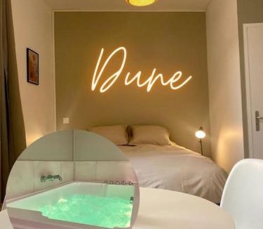 Montargis Apartment | Suite Dune - Escapade Romantique avec Jacuzzi Privé