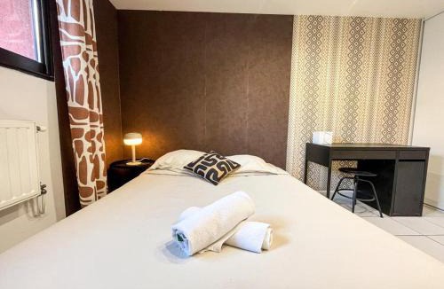 Republique - Tolstoi Apartment | Suite Elton