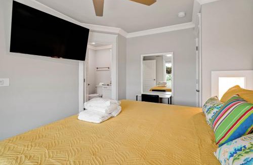 Yaupon Beach House | Suite Emotion