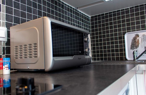 Saint-Quentin Apartment | Suite-Ensuite-Garden view