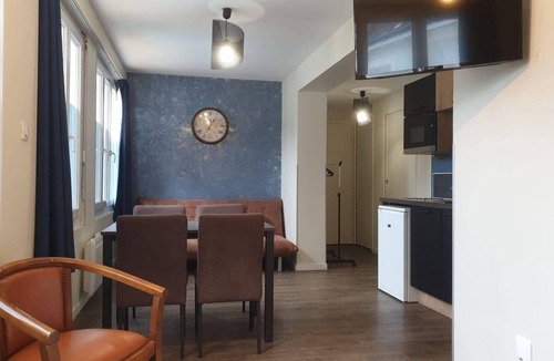 Saint-Jean-de-Monts Hotel | Suite for 3 .