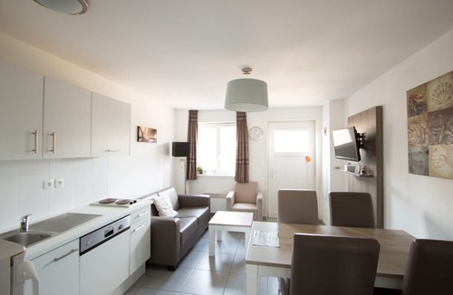 Oye-Plage Apartment | Suite for 4 people - One Bedroom Apartment, Sleeps 4