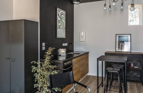 Gien House | Suite Frênes avec piscine