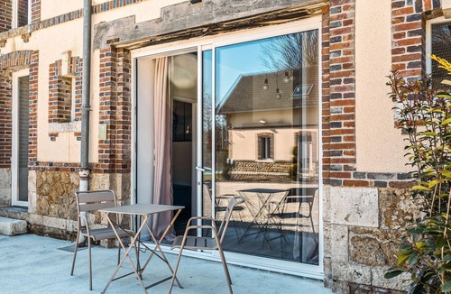 Gien House | Suite Frênes avec piscine