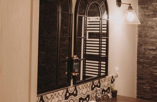 Sainte-Honorine-de-Ducy House | Suite colette with garden view