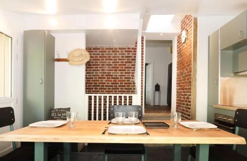 Senlis Apartment | Suite Garden by La Boîte En Plus