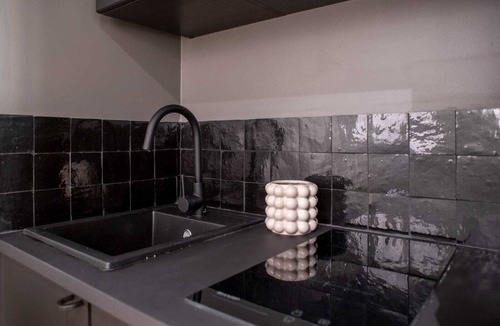 Grand Clement Apartment | Suite Georgia - Check in H24