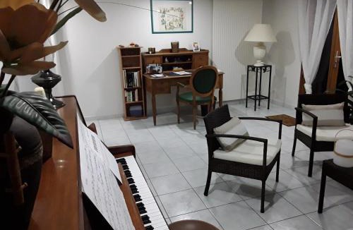 Creuzier-le-Vieux House | Suite hauteurs de Vichy