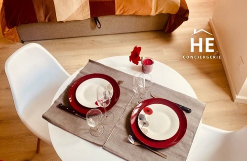 Montargis Apartment | Suite Hibiscus - Balneo